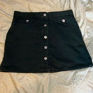Forest green button up skirt